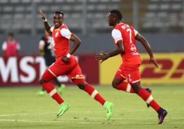 El campeón de Colombia ganó 2-0 con goles de Arango y Plata.