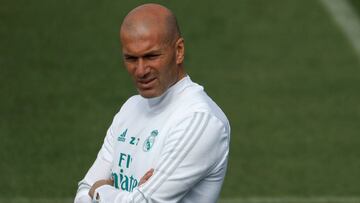Zinedine Zidane, en el entrenamiento de este viernes.