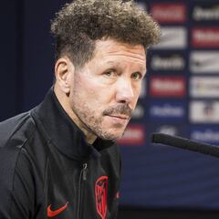 Simeone: "Es una opción jugar con Correa, Morata y Costa"