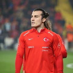 Una Operación Reinildo con Söyüncü