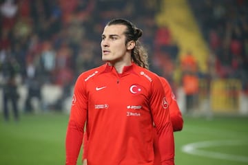 Soyuncu, en el amistoso en Turquía y Chequia del pasado noviembre. El Atlético intentaría con él una operación como la de Reinildo.