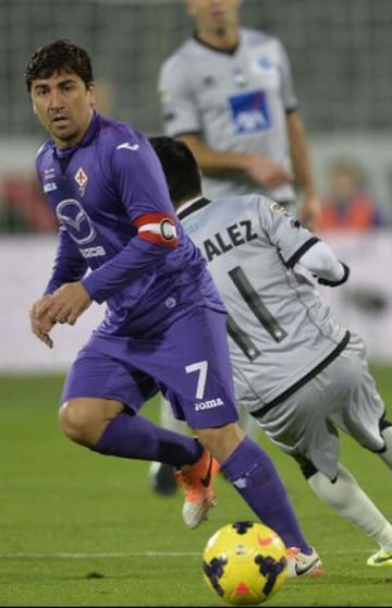 David Pizarro fue capitán de Fiorentina en varios encuentros.