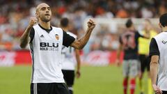 El Valencia se mantiene invicto por pegada y fe