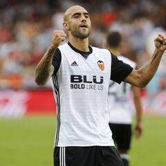 El Valencia se mantiene invicto por pegada y fe