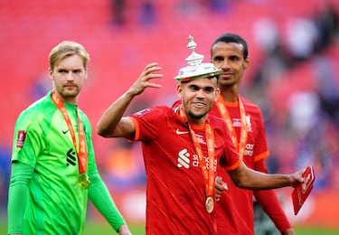 Muñoz y Lerma completan el póker de colombianos campeones de FA Cup