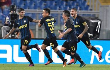 Mauro Icardi pens new deal at Inter Milan