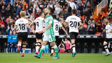 El 1x1 del Valencia: Gameiro se reencuentra con el gol y Guedes consigo mismo