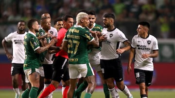 El mejor defensa de América elogia a la U: “Es un equipo difícil, un club grande de Chile”