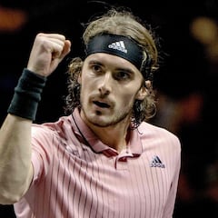 Tsitsipas y Auger cumplen: a semifinales en Róterdam