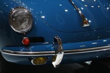 Porsche 356B Carrera 2 Cabriolet.