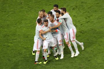 2-3. Nacho Fernández celebró el tercer gol.