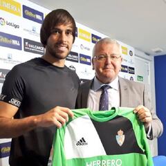 Caro llega a la Ponferradina dispuesto a luchar por la portería