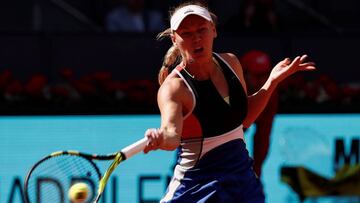 Wozniacki y Halep arrancan fuerte en su carrera por el uno