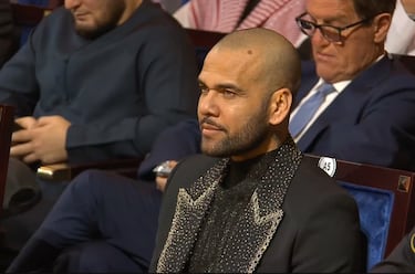 Dani Alves reaparece en unos premios junto a Cristiano