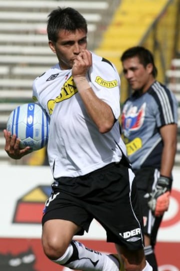 El lateral, antes delantero, provoca gran rechazo entre los hinchas de Universidad de Chile.