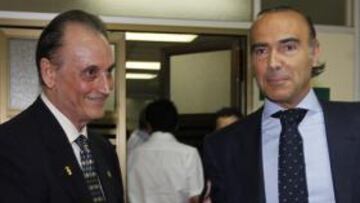 <b>LA VENTA QUE NO SE HIZO. </b>Lopera y Oliver, el día en que se 'traspasaron' los poderes.