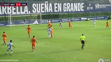 El ‘tierra trágame’ de Fran González en el gol de Callejón que provocó la derrota del Castilla