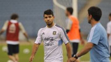 Agüero, también descartado para jugar contra Bolivia