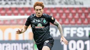 Reporta Bild que el estadounidense es uno de los jugadores que no continuarán en el conjunto alemán luego de su descenso y varios clubes ya se interesan por su fichaje.