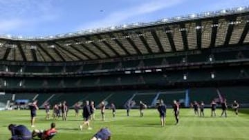 El equipo ingl&eacute;s entrenando en Twickenham.