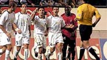 <b>MAL PRECEDENTE</B>. Los jugadores del Murcia no tiene un buen recuerdo del Osasuna-Murcia.