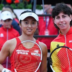 Sorribes hace llorar a Osaka y Carla acerca el pase a las Finals