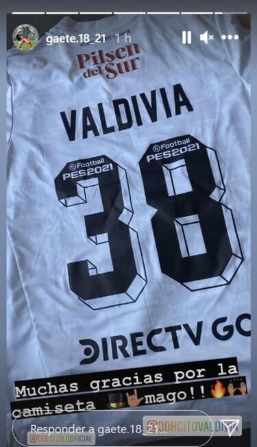 El regalo 'colocolino' que recibió Gaete en el Monumental