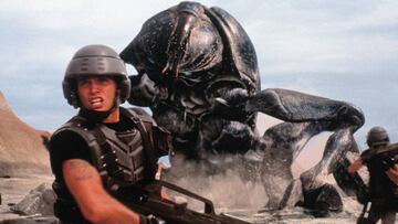 Hollywood llevar&aacute; de nuevo a los cines Starship Troppers con un reboot de los guionistas de Los vigilantes de la playa.