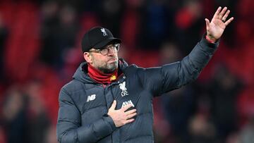 Coronavirus: Klopp backs decision to stop football