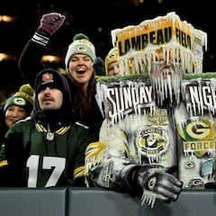 Why don’t the Green Bay Packers have a mascot?