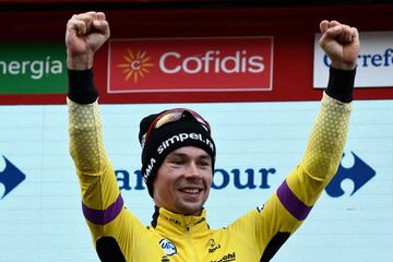 Primoz Roglic ya tiene su primera grande, tras resistir este sábado las últimas andanadas en la Sierra de Gredos.