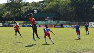 Selección Colombia Femenina en amistoso ante la Selección Valle