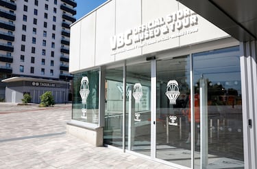 El Roig Arena, nuevo recinto del Valencia Basket, es el espacio polivalente mas moderno de Europa con un coste de más de 400 millones de euros.