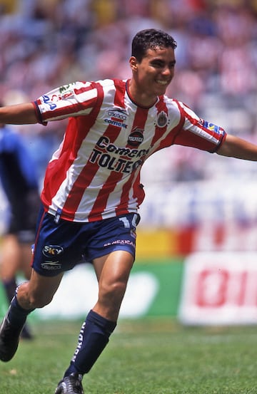 Un histórico de Chivas: Omar Bravo también jugó para Atlas y Cruz Azul y en total marcó 151 goles.