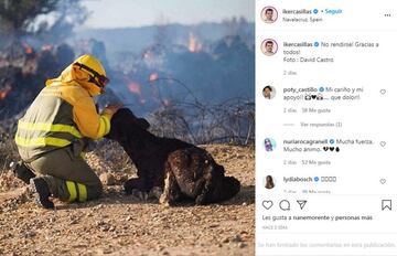 El incendio en Navalacruz, Avila, que ha devastado más de 12.000 hectáreas, ya está controlado. Según la organización ecologista WWF, es el cuarto incendio más grave de la historia de España. El mítico portero español ha estado ayudando en todo lo posible junto con sus vecinos.