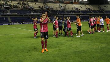 Los jugadores del Albacete tras el partido.