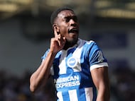Soccer Football - Premier League - Brighton & Hove Albion v Liverpool - The American Express Community Stadium, Brighton, Britain - March 21, 2026 Brighton & Hove Albion's Danny Welbeck celebrates scoring their first goal Action Images via Reuters/Paul Childs EDITORIAL USE ONLY. NO USE WITH UNAUTHORIZED AUDIO, VIDEO, DATA, FIXTURE LISTS, CLUB/LEAGUE LOGOS OR 'LIVE' SERVICES. ONLINE IN-MATCH USE LIMITED TO 120 IMAGES, NO VIDEO EMULATION. NO USE IN BETTING, GAMES OR SINGLE CLUB/LEAGUE/PLAYER PUBLICATIONS. PLEASE CONTACT YOUR ACCOUNT REPRESENTATIVE FOR FURTHER DETAILS..