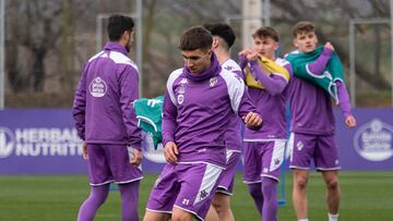 04/01/24 ENTRENAMIENTO DEL REAL VALLADOLID 
JONI MONTIEL