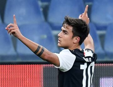 Juventus' Paulo Dybala celebrates.