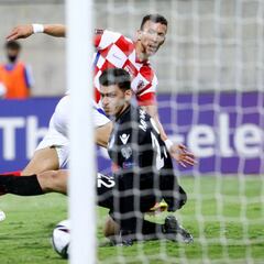 Modric asisite y falla un penalti en la victoria de Croacia