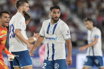 El Tenerife volvi a la senda de la victoria ante el Castelln, en un partido en el que Mellot estuvo a un alto nivel. El lateral dio un recital en defensa, pero destac por encima de todo en el ataque. Se apunt la asistencia del gol de Gallego y adems tuvo otro pase clave y una ocasin clara creada.