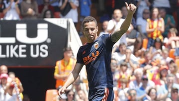 El Atlético insiste en Rodrigo: quiere abaratarlo con Gameiro