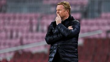 El caos beneficia a Koeman