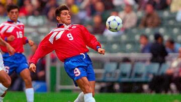 "Yo jugaba como Maradona; soy el mejor '10' chileno de la historia"