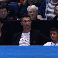 Cristiano enjoys the ATP Finals in London with Georgina and son