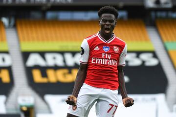 Internacional con Inglaterra durante la Eurocopa 2020, ganó la Community Shield 2020 y anotó 7 goles en 46 partidos con los 'gunners'.