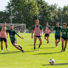 La consolidación del Racing de Ferrol ante la ilusión del Málaga