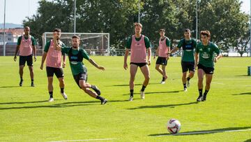 El Racing de Ferrol debuta en A Malata ante el Málaga.