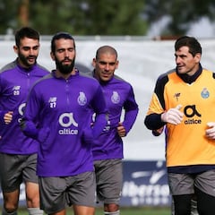 El Oporto de Casillas y Óliver, a un paso de la clasificación