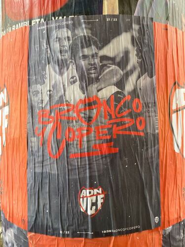 El centro de Valencia amanece con 'adn bronco y copero'